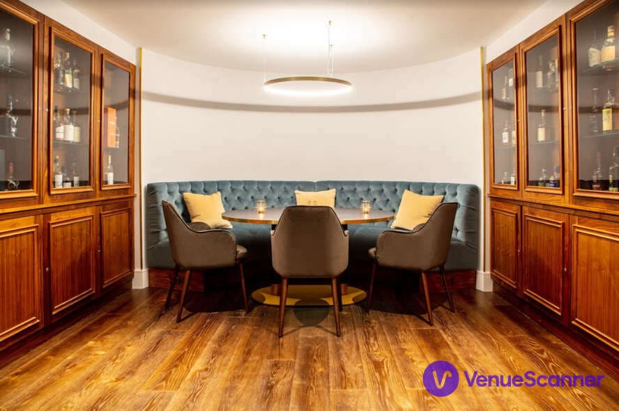 The Whiskey Room, The Roseate Reading photo #1