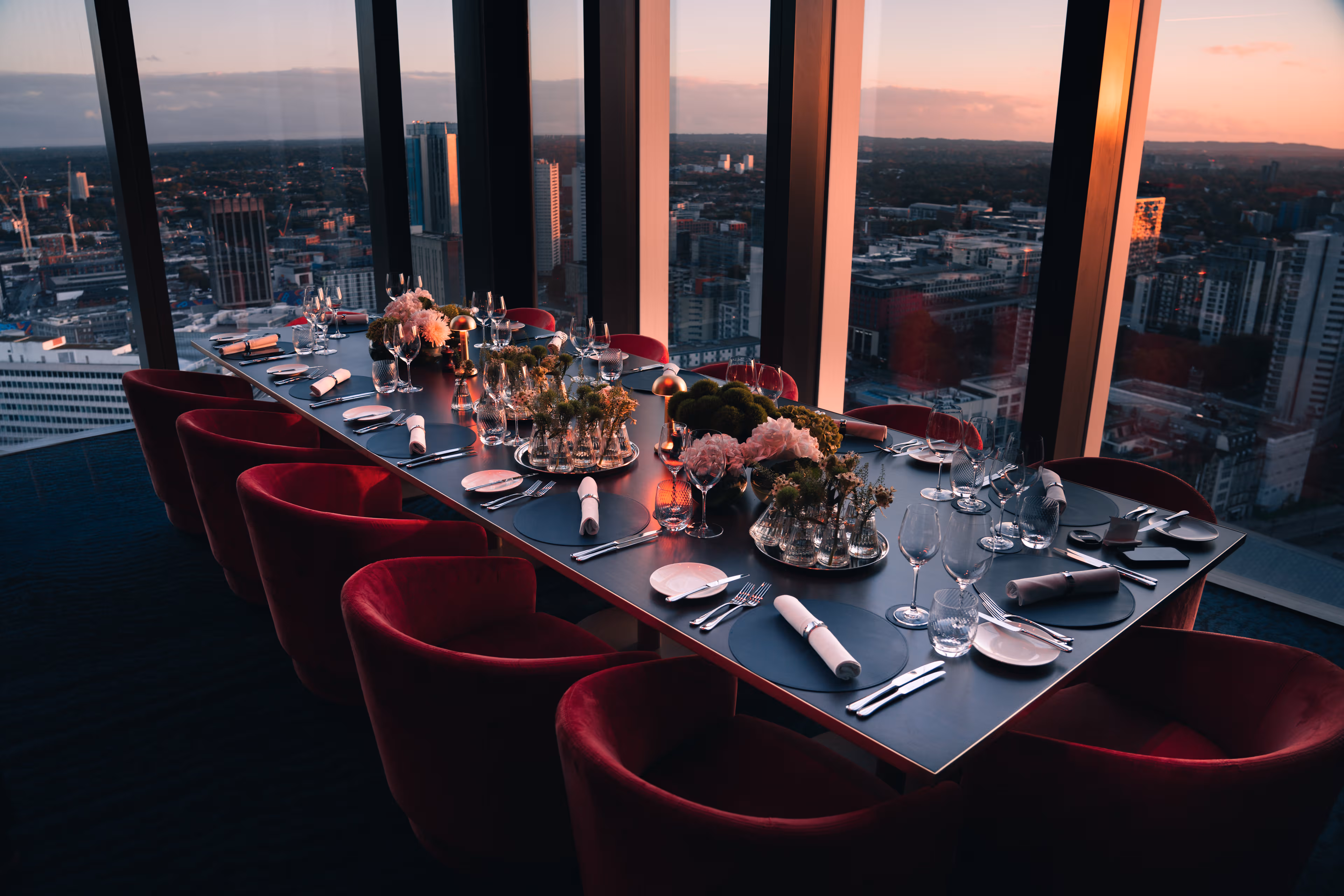 The Skyline, 24 Stories photo #3