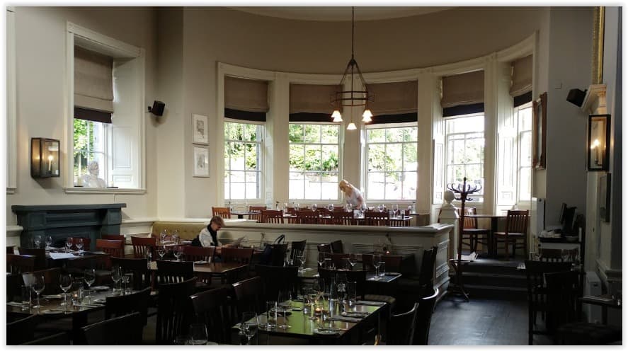 Howies Victoria Street, Restaurant photo #2