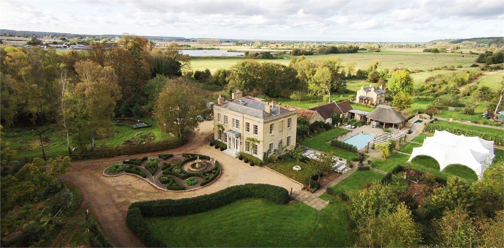 Photo of Shortmead, Exclusive Hire